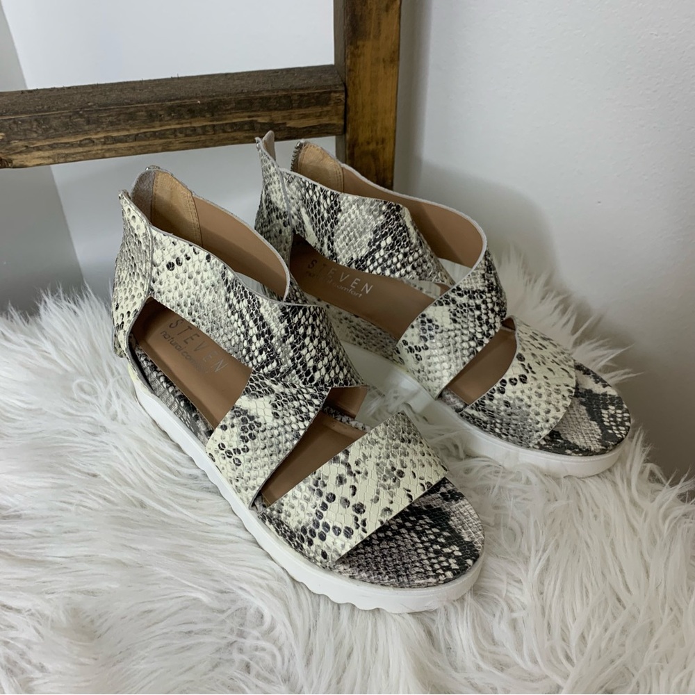 Steven Steve Madden Snakeskin Patterned Women's Sandals Size 8W